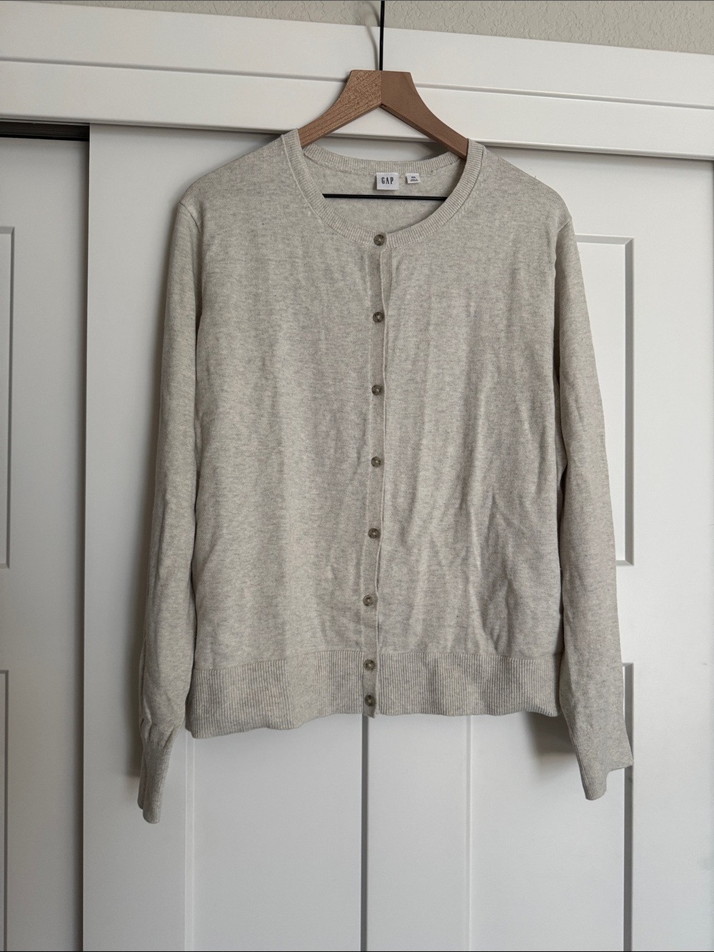 NWOT GAP Cotton Button-Up Crewneck Cardigan